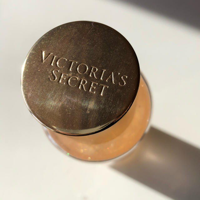 Victoria's Secret(ヴィクトリアズシークレット)のVictoria’s Secret Bane vanilla Shimmer コスメ/美容の香水(香水(女性用))の商品写真