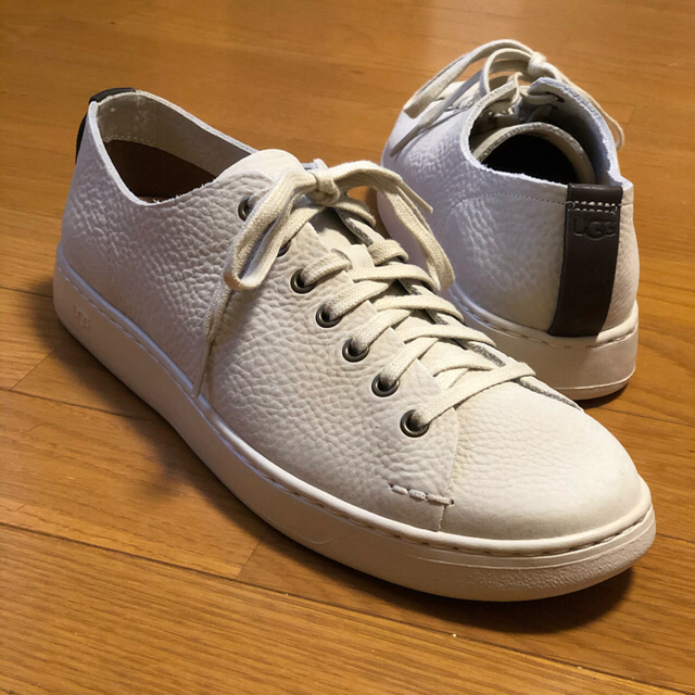 UGG(アグ)の【7000円割引】UGGスニーカー26cm PISMO SNEAKER LOW メンズの靴/シューズ(スニーカー)の商品写真