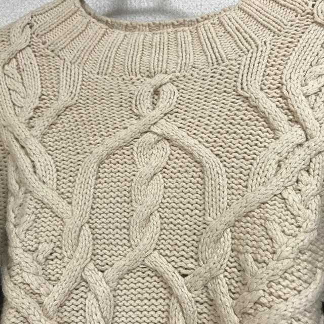 Ameri VINTAGE(アメリヴィンテージ)のAmeri VINTAGE  LACE UP CABLE KNIT レディースのトップス(ニット/セーター)の商品写真