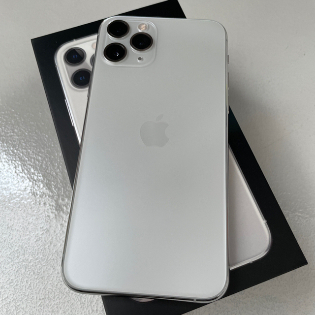 【バッテリー100%】iPhone11 Pro 256GB SIMフリー 本体