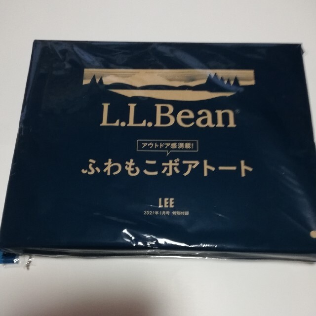 L.L.Bean(エルエルビーン)のふわもこボアトート　L.L.Bean  LEE  1月　特別付録 エンタメ/ホビーの雑誌(その他)の商品写真