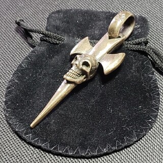 ガボール(Gabor)のGaboratory Single Skull Dagger Round Top(ネックレス)