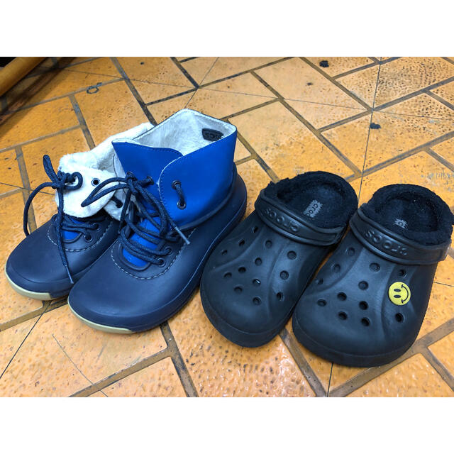 crocs(クロックス)の専用商品　CROCS クロックス　ボアサンダル 22cm  レディースの靴/シューズ(ブーツ)の商品写真