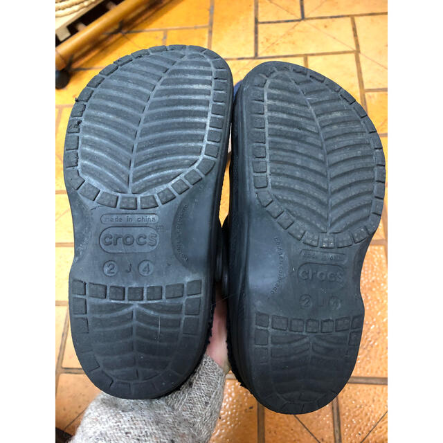 crocs(クロックス)の専用商品　CROCS クロックス　ボアサンダル 22cm  レディースの靴/シューズ(ブーツ)の商品写真