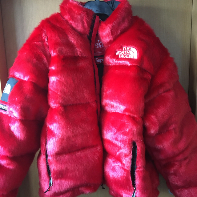 Supreme(シュプリーム)のsupreme north face fur nuptse M メンズのジャケット/アウター(ダウンジャケット)の商品写真