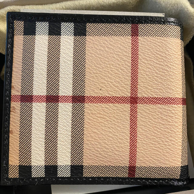 BURBERRY(バーバリー)のバーバリー　二つ折り財布 レディースのファッション小物(財布)の商品写真