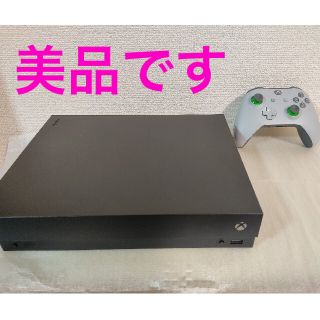 マイクロソフト(Microsoft)の【中古美品】Xbox one X 1TB(家庭用ゲーム機本体)