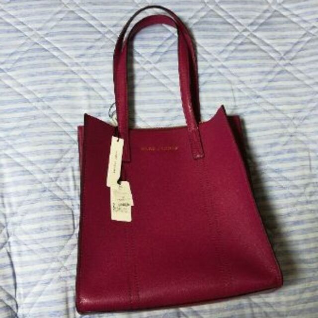 ランキング上位のプレゼント 新品タグ付き MARC JACOBS マーク
