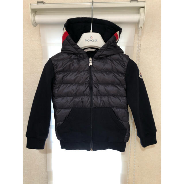 ダウンジャケット　MONCLER  モンクレール　スウェット　パーカー