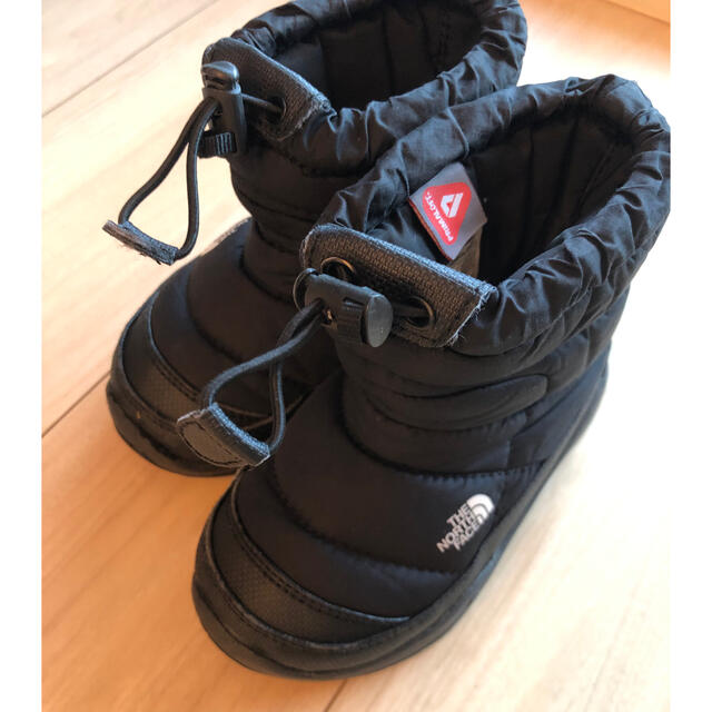 THE NORTH FACE(ザノースフェイス)のノースフェイス　ヌプシ15センチ　ブラック黒　ブーツ キッズ/ベビー/マタニティのキッズ靴/シューズ(15cm~)(ブーツ)の商品写真