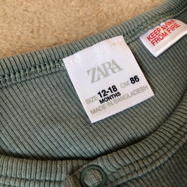 ZARA(ザラ)のロンパースセット　zaraとH&M キッズ/ベビー/マタニティのベビー服(~85cm)(ロンパース)の商品写真