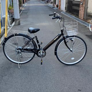 27インチ　LEDオートライト　6段変速　ブラック　美品　オススメ‼︎(自転車本体)