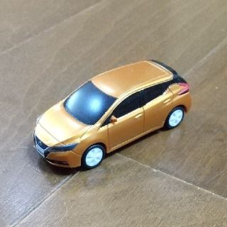 ニッサン(日産)のミニカー  日産 LEAF(ミニカー)