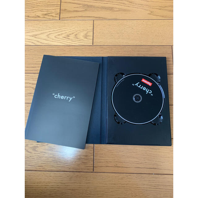 supreme DVD cherry 1回再生のみ極美品