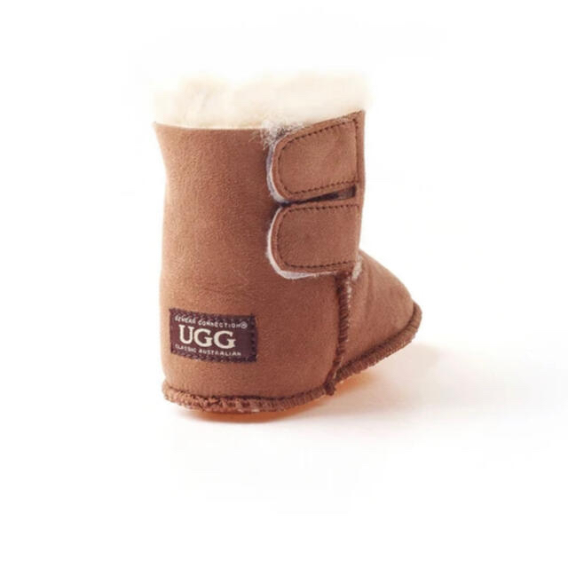 UGG(アグ)の新品未使用　UGG BABY BOOTS キッズ/ベビー/マタニティのベビー靴/シューズ(~14cm)(ブーツ)の商品写真