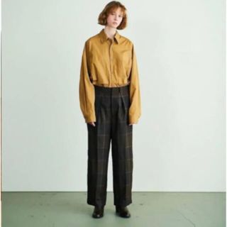 サンシー(SUNSEA)のYOKE/ヨーク1TUCK WIDE TROUSERS(スラックス)