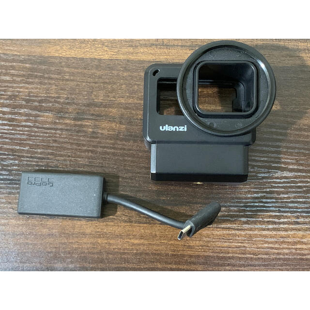 GoPro(ゴープロ)のGoPro マイクアダプター　ケース付き スマホ/家電/カメラのカメラ(その他)の商品写真