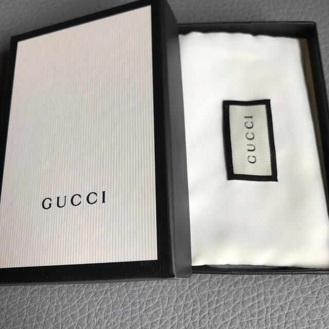 Gucci(グッチ)のGUCCI カードケース【値下げ中！】 レディースのファッション小物(パスケース/IDカードホルダー)の商品写真