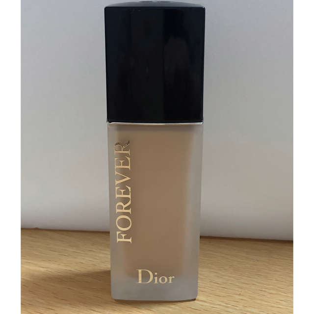 Dior(ディオール)のディオール　フォーエバー　フルイドマット　0N コスメ/美容のベースメイク/化粧品(ファンデーション)の商品写真