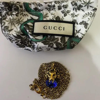 グッチ(Gucci)のGUCCI ライオンヘッド　ネックレス　ブルークリスタル(ネックレス)