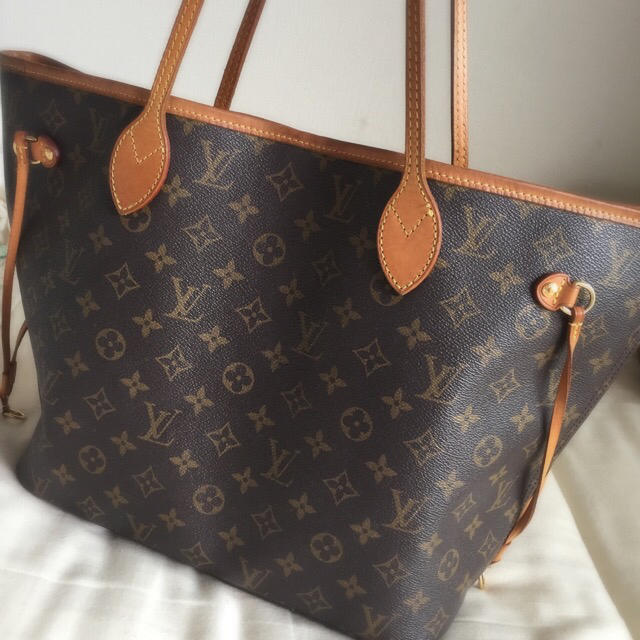 LOUIS VUITTON トートバッグ