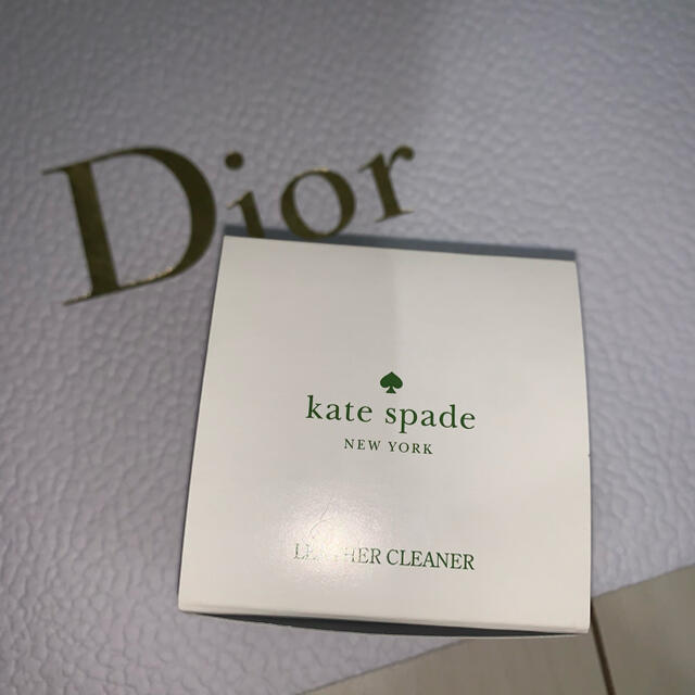 kate spade new york(ケイトスペードニューヨーク)のkate spade [美品]レザークリーナー　leather cleaner レディースのファッション小物(財布)の商品写真