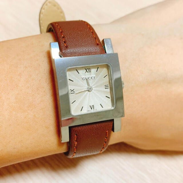 Gucci(グッチ)の《最終値下げ❣️》 GUCCI グッチ　レディース　腕時計　フォーマル　 レディースのファッション小物(腕時計)の商品写真