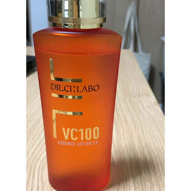 Dr.Ci Labo(ドクターシーラボ)のちゃんゆう様専用ドクターシーラボVC100エッセンスローションEX 150mL コスメ/美容のスキンケア/基礎化粧品(化粧水/ローション)の商品写真