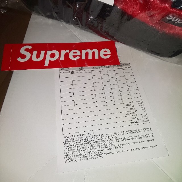 Supreme(シュプリーム)のSupreme the North Face faux far backpack メンズのバッグ(バッグパック/リュック)の商品写真