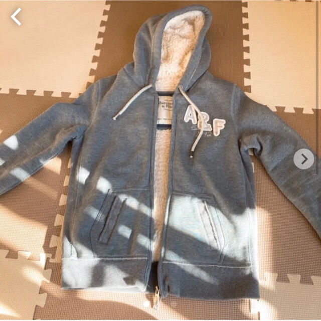 Abercrombie&Fitch(アバクロンビーアンドフィッチ)のアバクロのパーカー★ レディースのトップス(パーカー)の商品写真