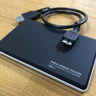 トウシバ(東芝)の【最安】USB3.0対応 750GB TOSHIBA製 外付けHDD(PC周辺機器)