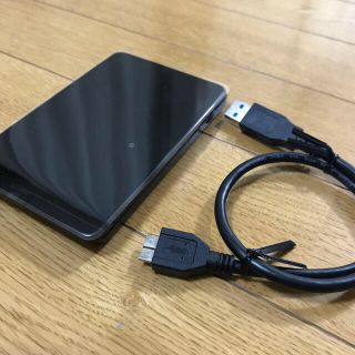 トウシバ(東芝)の【最安】USB3.0対応 TOSHIBA製750GB 外付けハードディスク(PC周辺機器)