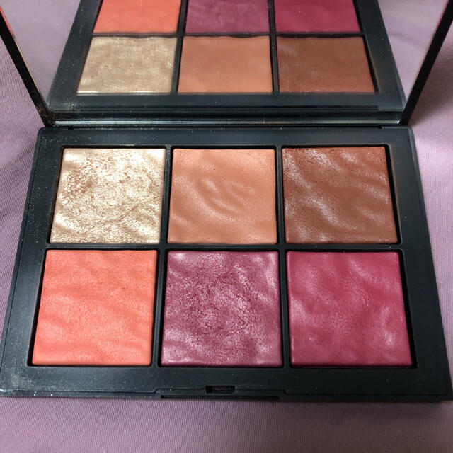 NARS エクスポーズドチークパレット