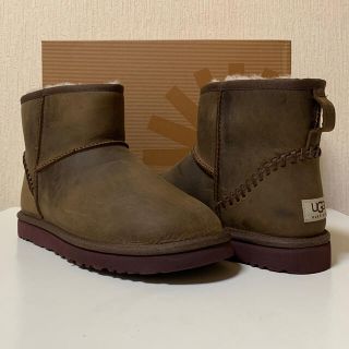 アグ(UGG)のUGG クラシックミニデコムートンブーツ【27cm未使用】(ブーツ)