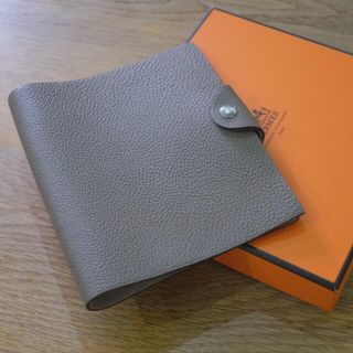 エルメス(Hermes)の新品　箱付き　HERMES ユリス　手帳カバー　ノートカバー　セレブ愛用(ブックカバー)