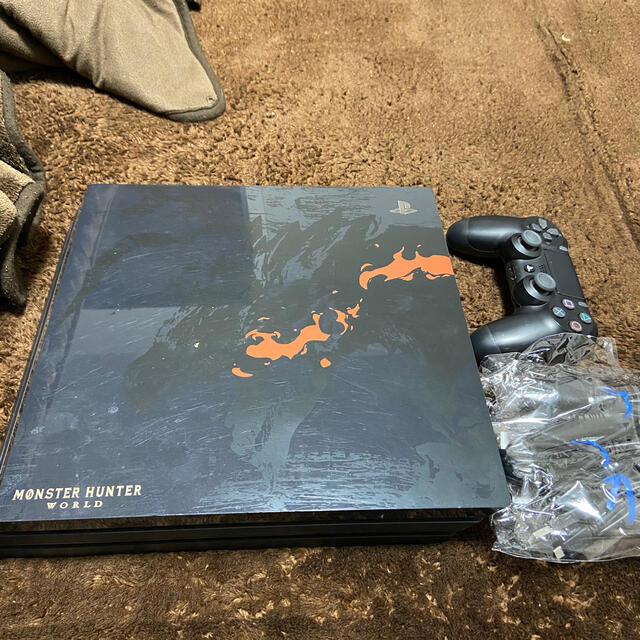 注目ブランドのギフト PlayStation4 - モンスターハンター (リオレウス)ps4プロ 中古 家庭用ゲーム機本体 注目ブランドのギフト PlayStation4 - モンスターハンター (リオレウス)ps4プロ 中古 家庭用ゲーム機本体