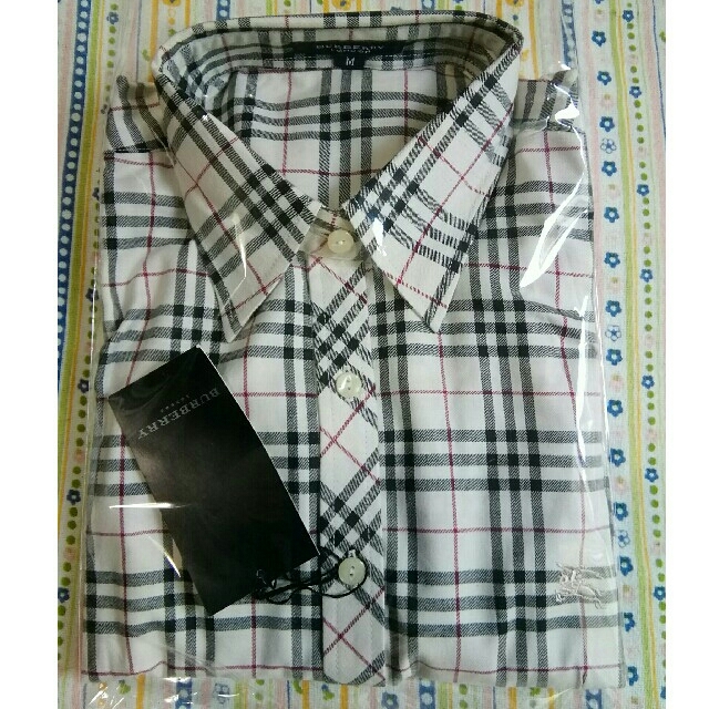 BURBERRY(バーバリー)のBURBERRY　ノバチェック長袖シャツ　レディースM レディースのトップス(シャツ/ブラウス(長袖/七分))の商品写真