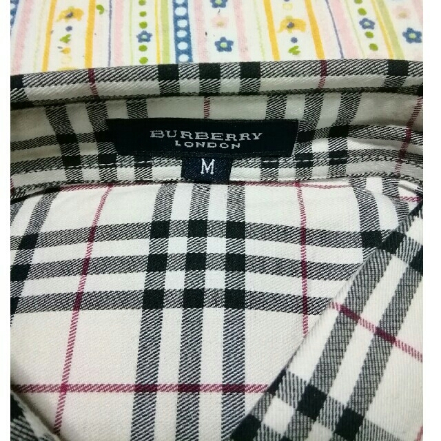 BURBERRY(バーバリー)のBURBERRY　ノバチェック長袖シャツ　レディースM レディースのトップス(シャツ/ブラウス(長袖/七分))の商品写真