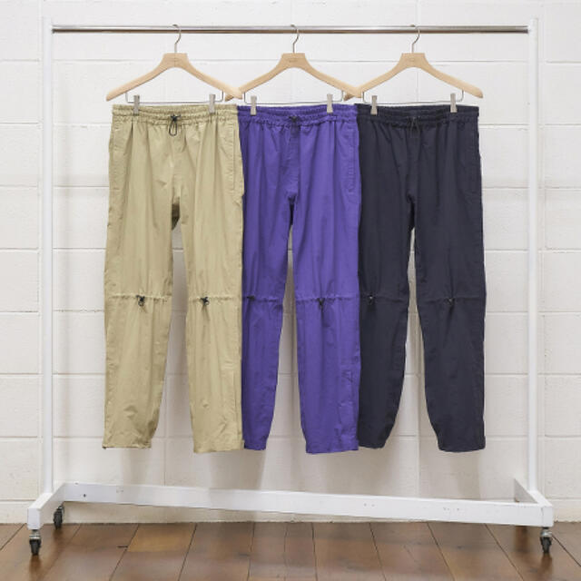 UNUSED(アンユーズド)のUNUSED NYLON PANTS UW0792 ベージュ メンズのパンツ(その他)の商品写真