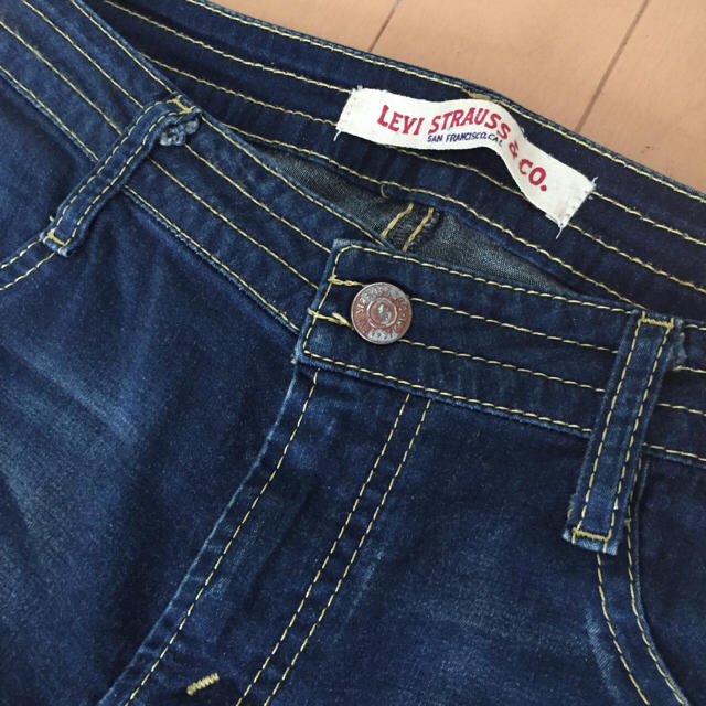 Levi's(リーバイス)のリーバイス スキニーデニム レディースのパンツ(デニム/ジーンズ)の商品写真