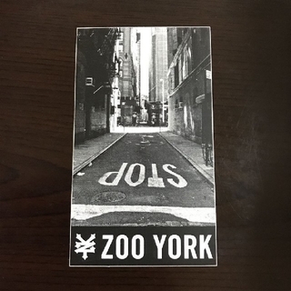 ズーヨーク(ZOO YORK)の(縦12cm横7cm)ZOOYORK ステッカー(スケートボード)