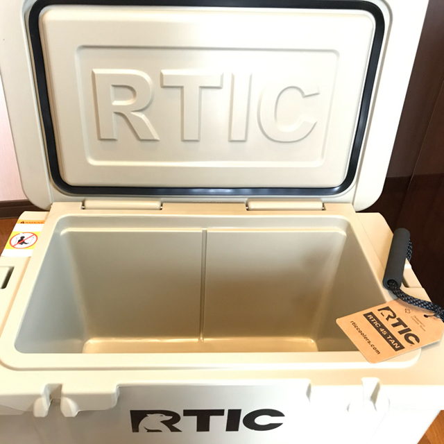 rtic RTIC 45QT クーラーボックス 　タン　ベージュ　1度使用