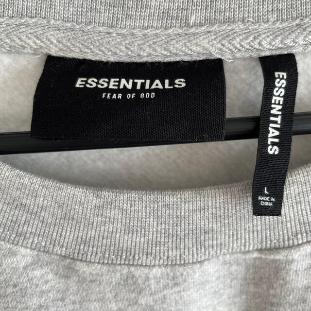 FEAR OF GOD(フィアオブゴッド)のESSENTIALS スウェット　グレー メンズのトップス(スウェット)の商品写真