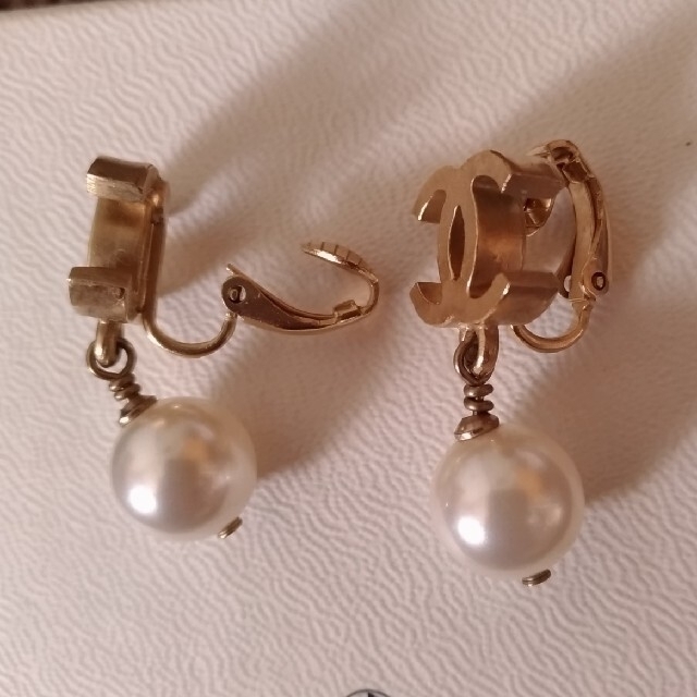 CHANEL パールイヤリングの通販 by くい0339's shop|シャネルならラクマ - CHANEL 特価HOT