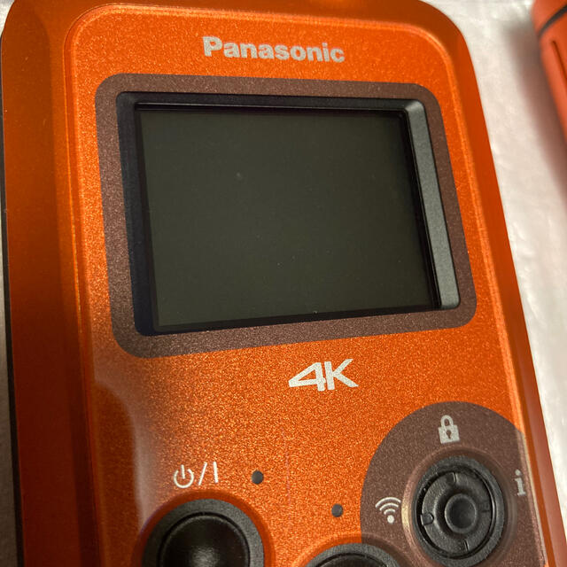 Panasonic(パナソニック)の『美品』Panasonic HX-A500 オレンジ スマホ/家電/カメラのカメラ(ビデオカメラ)の商品写真