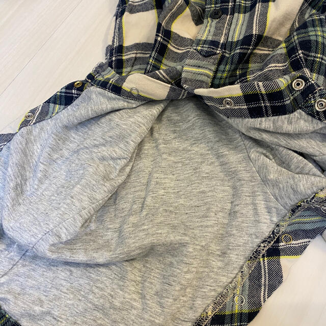 babyGAP(ベビーギャップ)の80cm babygapチェック　つなぎ　ロンパース　長袖 キッズ/ベビー/マタニティのベビー服(~85cm)(ロンパース)の商品写真