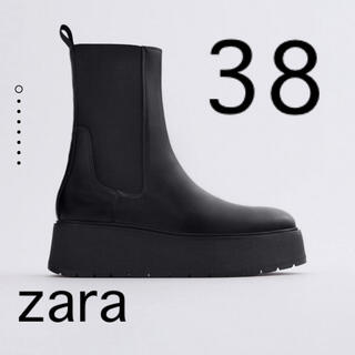 ザラ(ZARA)のZARA フラットリアルレザー　アンクルブーツ　38(ブーツ)