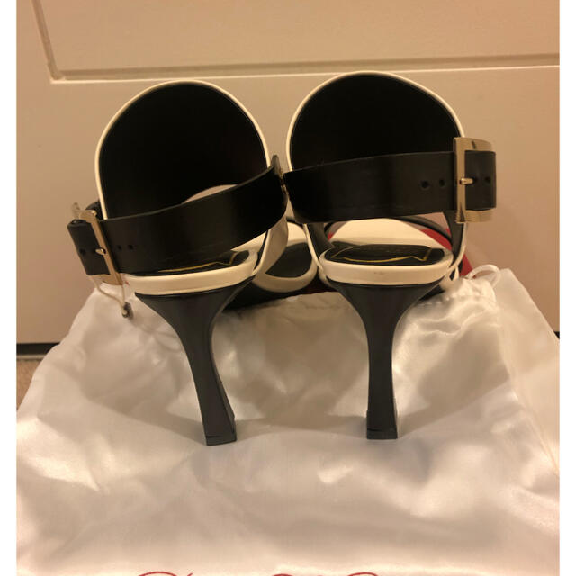 新品未使用　roger vivier サンダル　ハイヒール　35 22