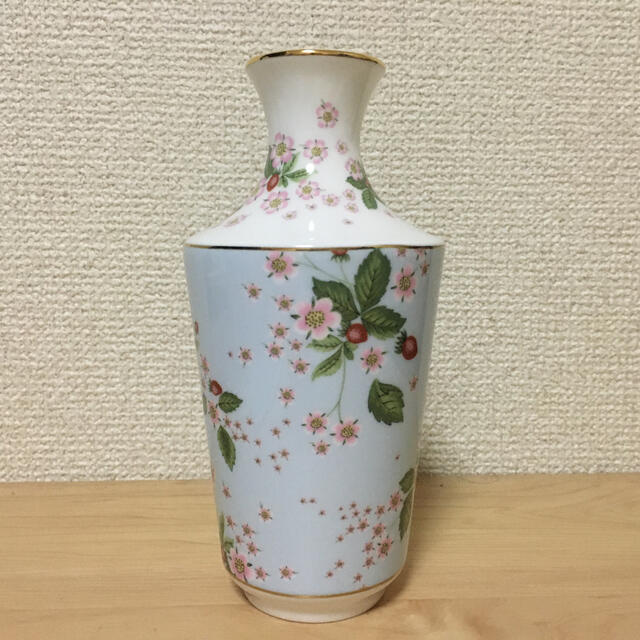 【最終値下げ】ウェッジウッド　ワイルドストロベリー　花瓶