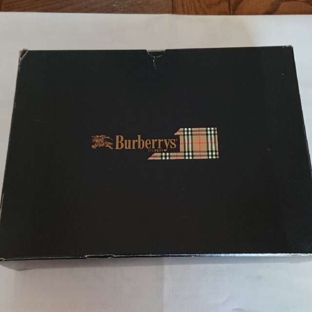 BURBERRY(バーバリー)のバーバリー セカンドバッグ 新品 茶色系 メンズのバッグ(セカンドバッグ/クラッチバッグ)の商品写真